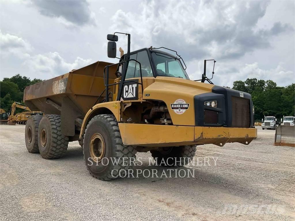 CAT 740B Belden kirma kaya kamyonu