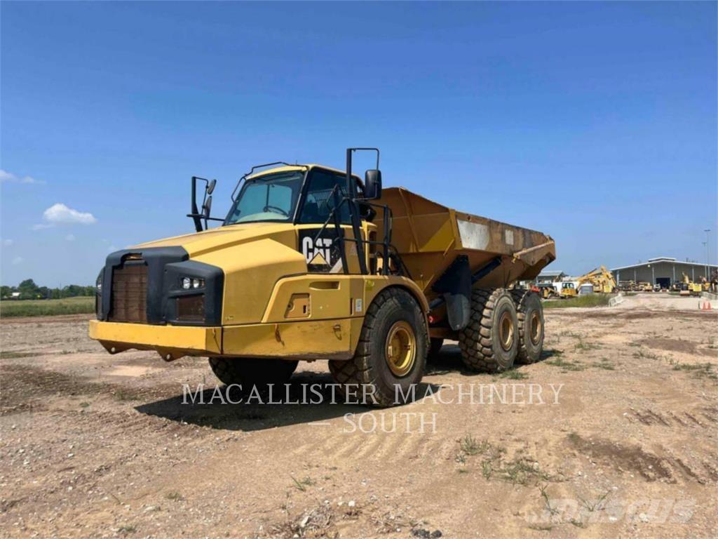 CAT 740B Belden kirma kaya kamyonu