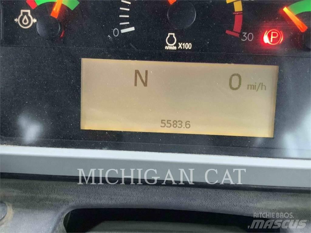 CAT 740GC Belden kirma kaya kamyonu