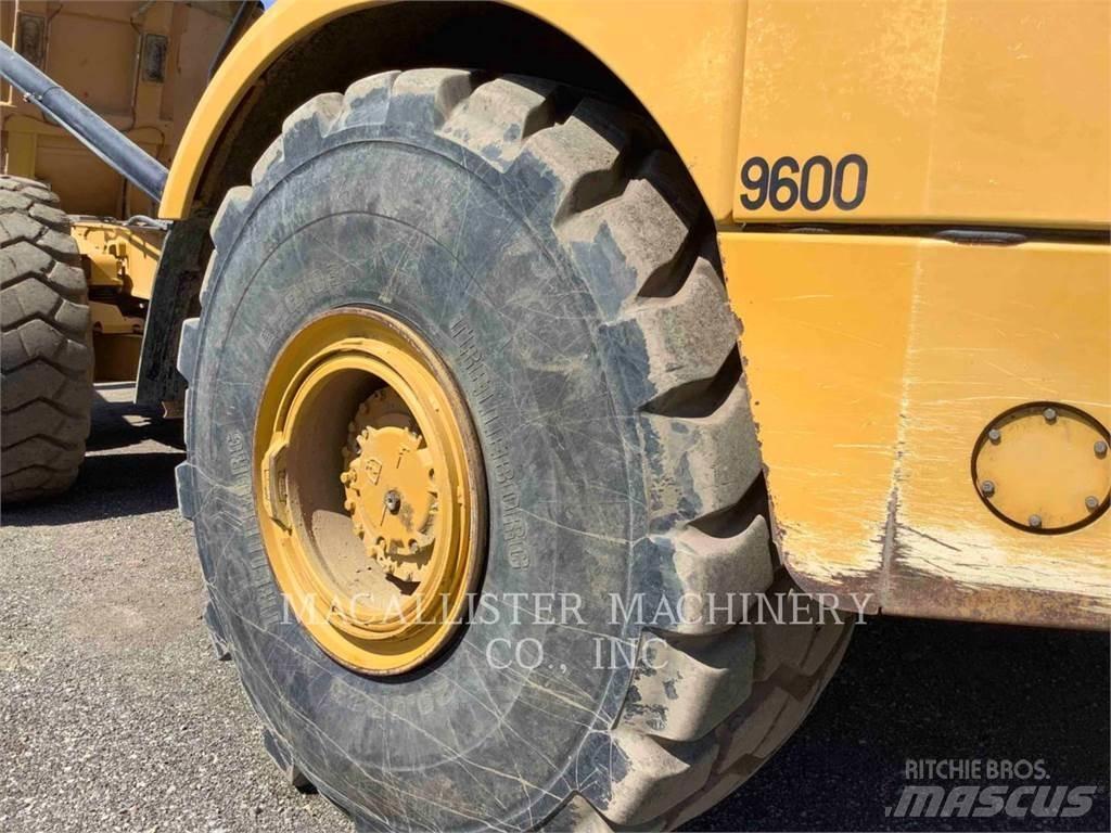 CAT 740GC Belden kirma kaya kamyonu