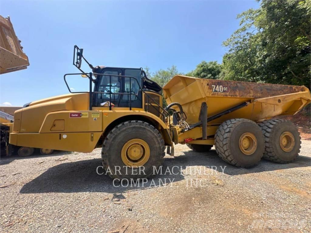 CAT 740GC Belden kirma kaya kamyonu