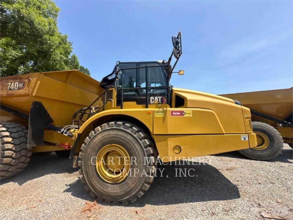 CAT 740GC Belden kirma kaya kamyonu