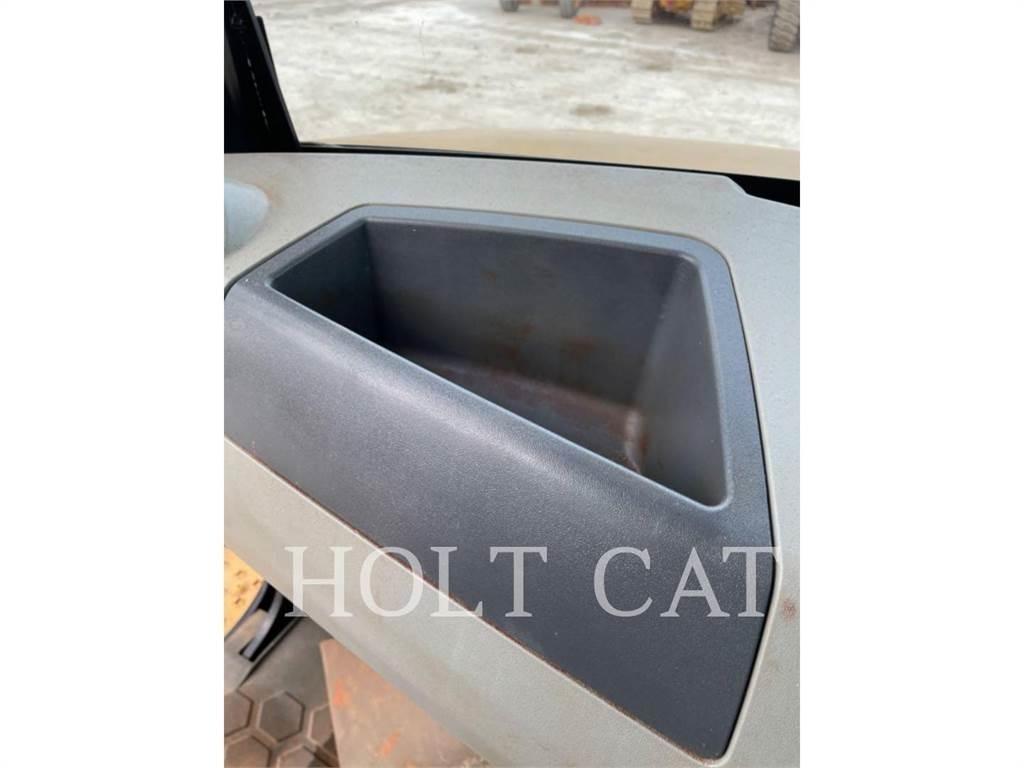 CAT 740GC Belden kirma kaya kamyonu