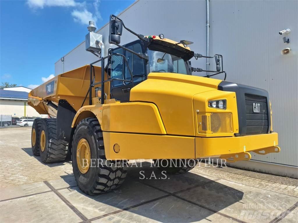 CAT 740GC Belden kirma kaya kamyonu