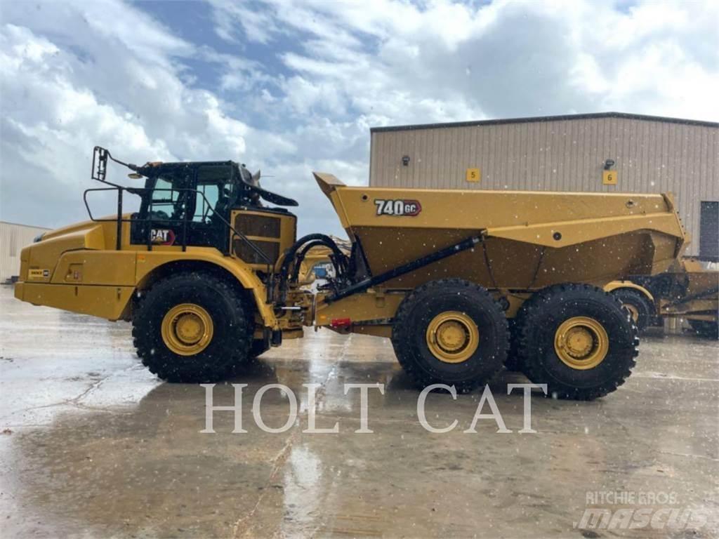 CAT 740GC Belden kirma kaya kamyonu