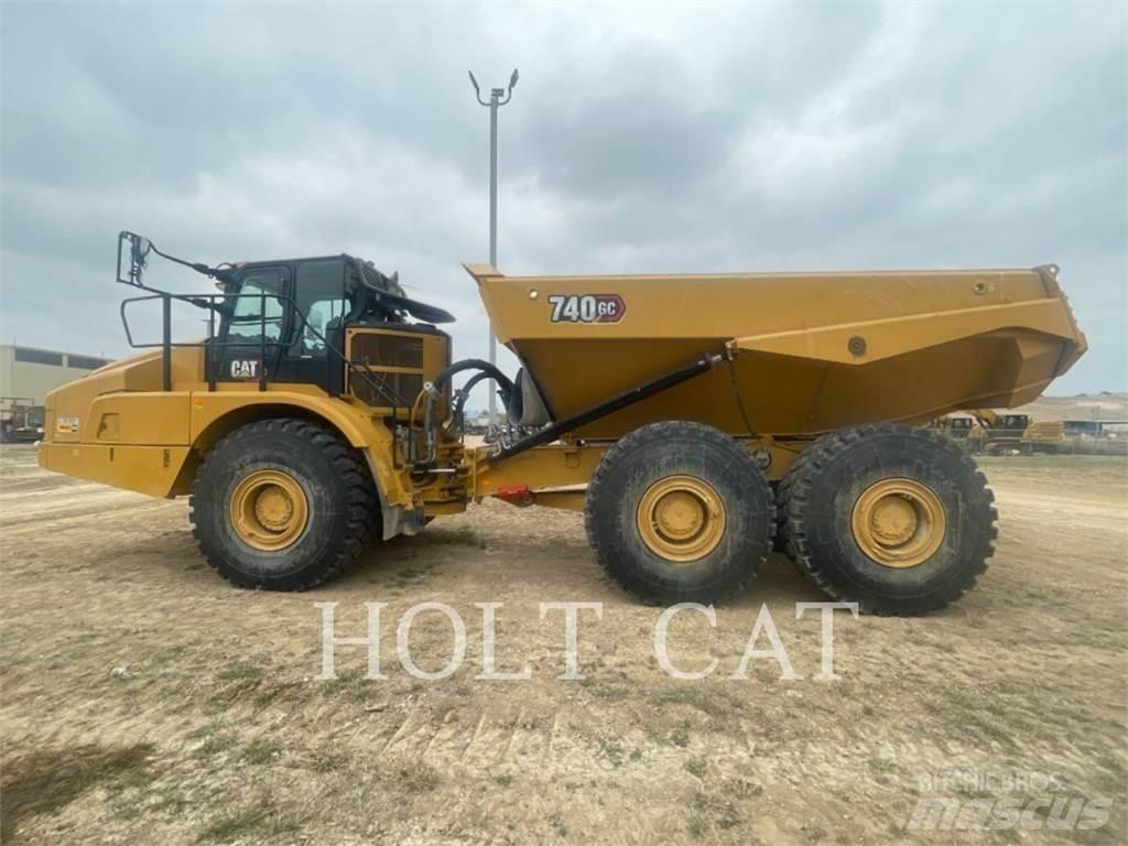 CAT 740GC Belden kirma kaya kamyonu