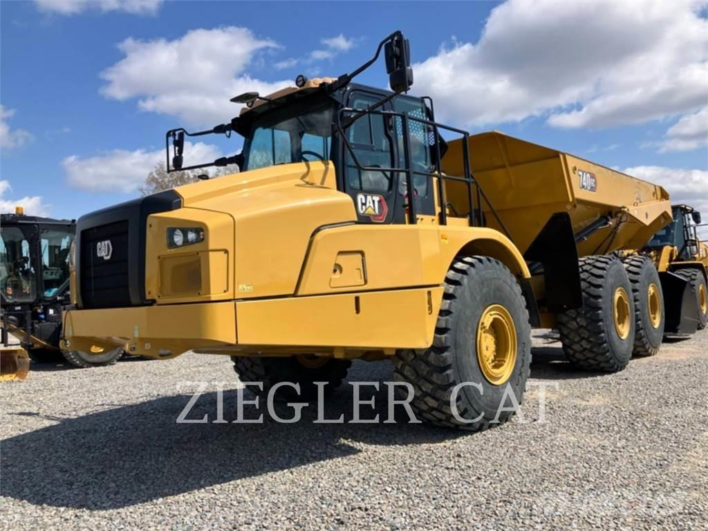 CAT 740GC Belden kirma kaya kamyonu