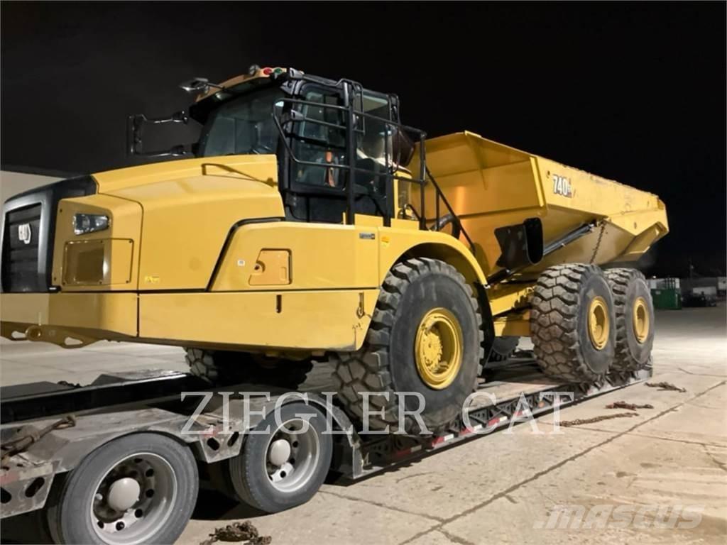 CAT 740GC Belden kirma kaya kamyonu