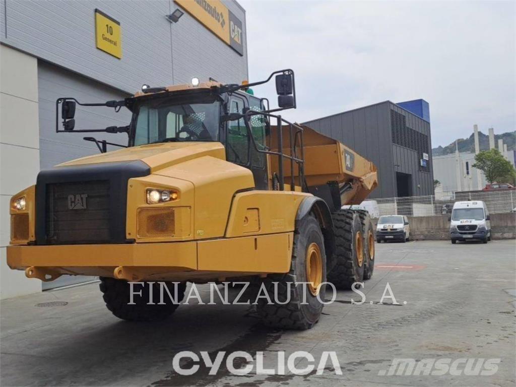 CAT 740GC Belden kirma kaya kamyonu