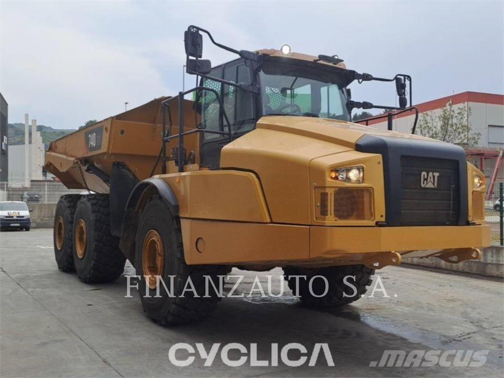 CAT 740GC Belden kirma kaya kamyonu