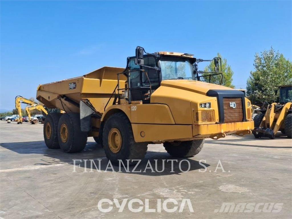 CAT 740GC Belden kirma kaya kamyonu