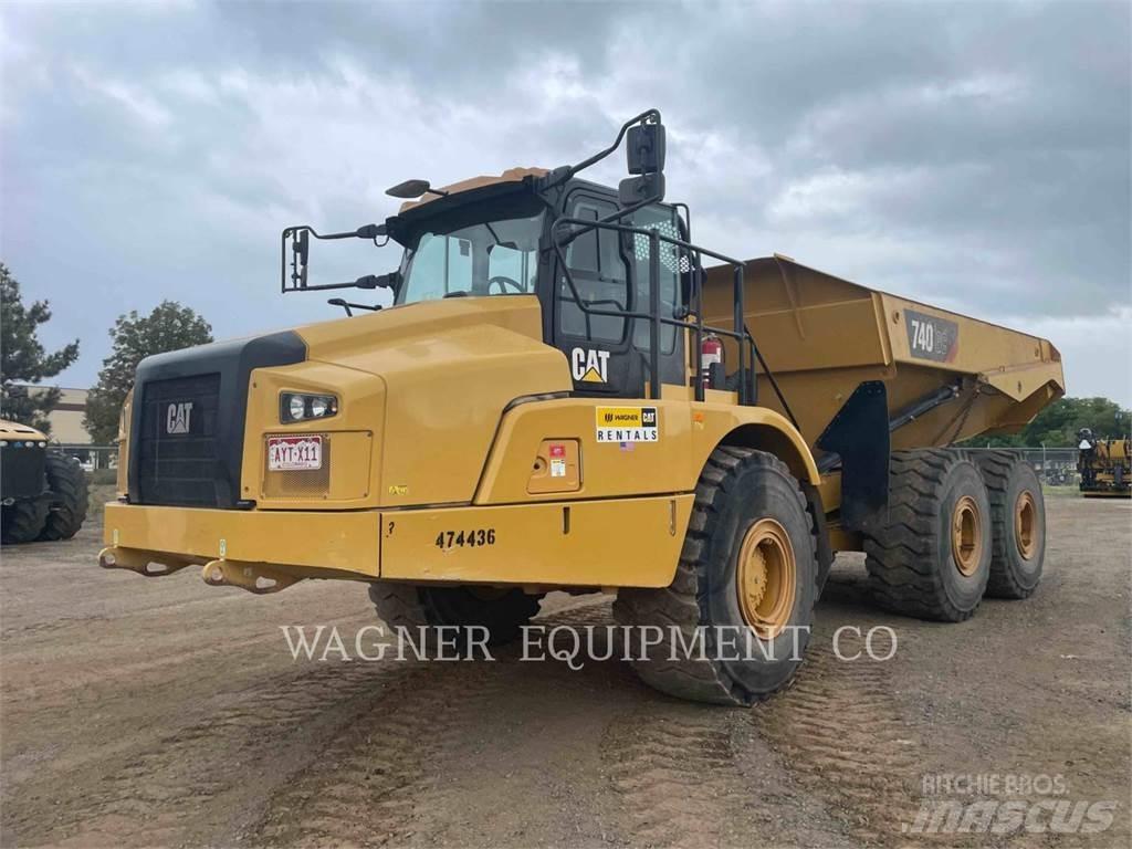 CAT 740GC Belden kirma kaya kamyonu