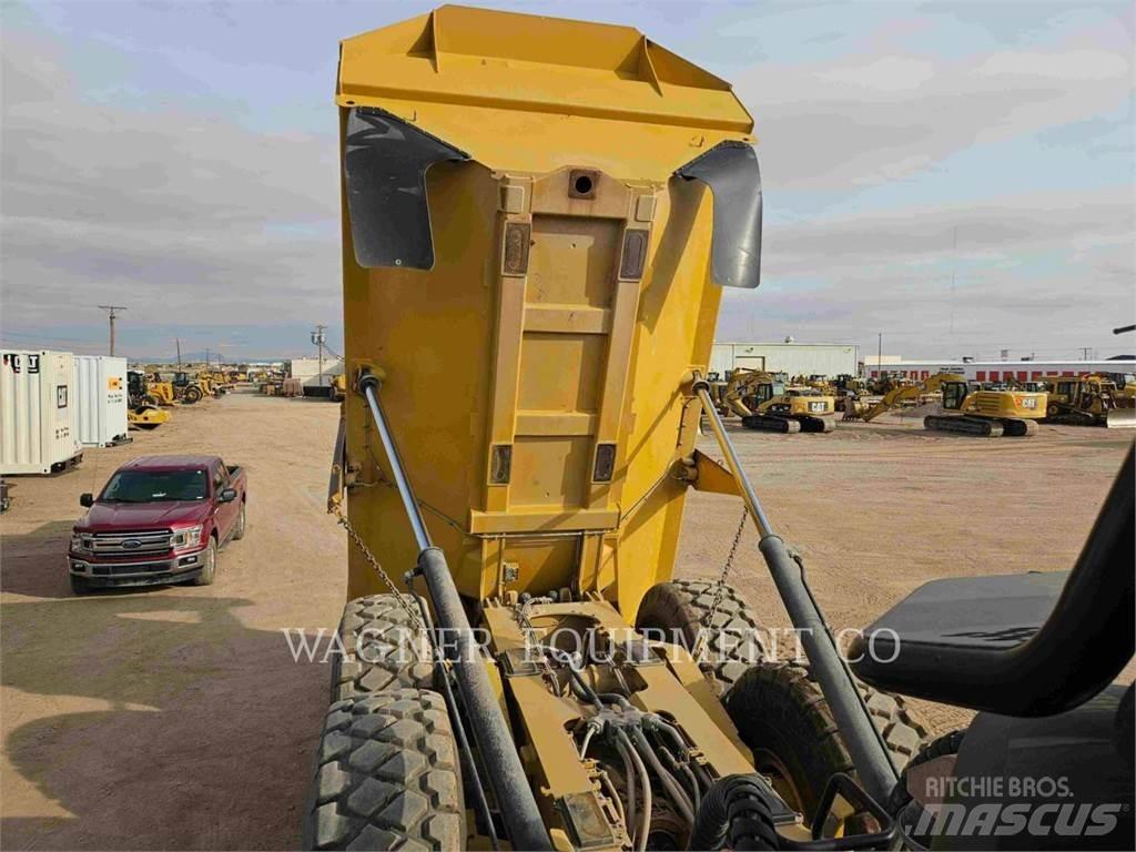 CAT 740GC Belden kirma kaya kamyonu