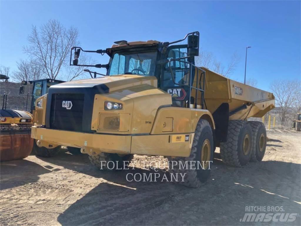CAT 740GC-04 Belden kirma kaya kamyonu