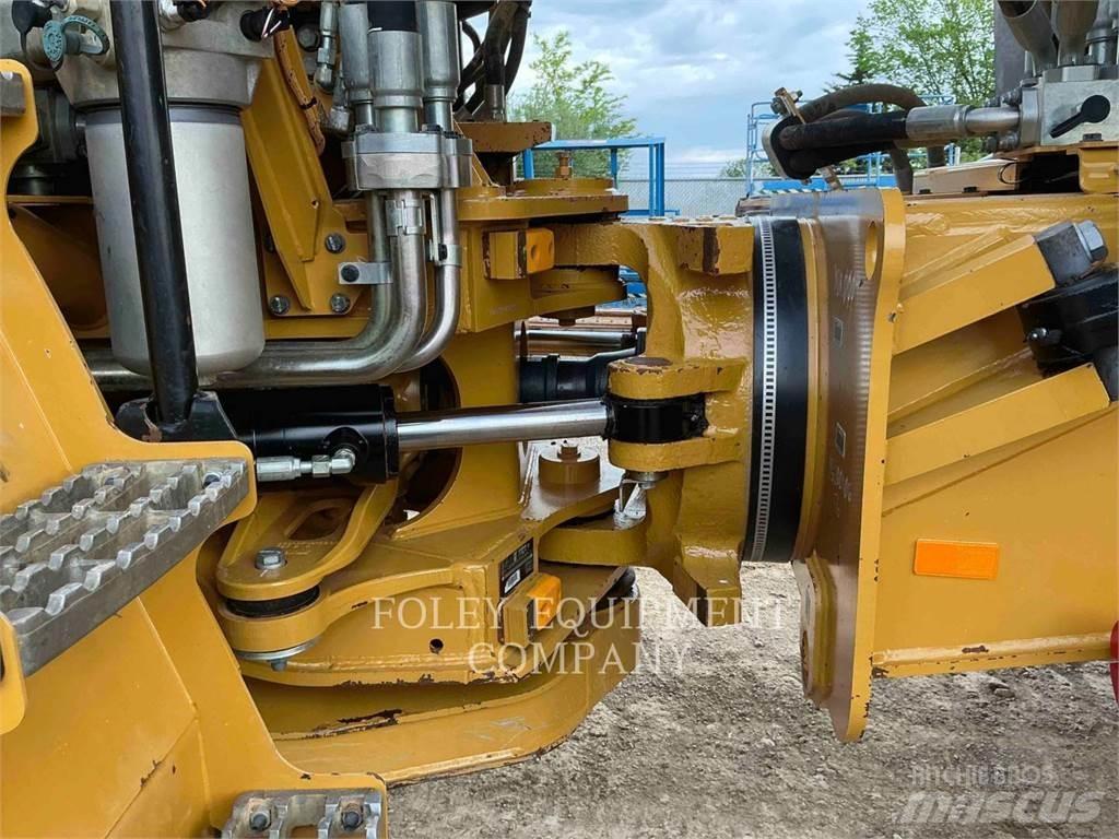 CAT 740GC-04 Belden kirma kaya kamyonu