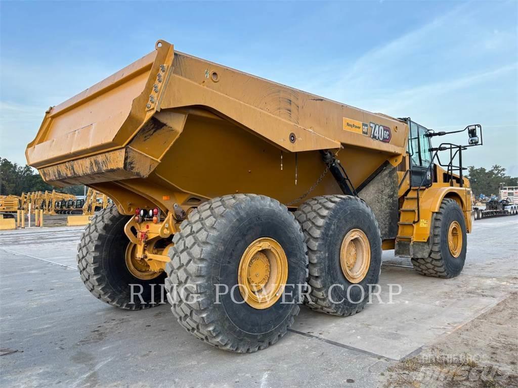 CAT 740GCTG Belden kirma kaya kamyonu
