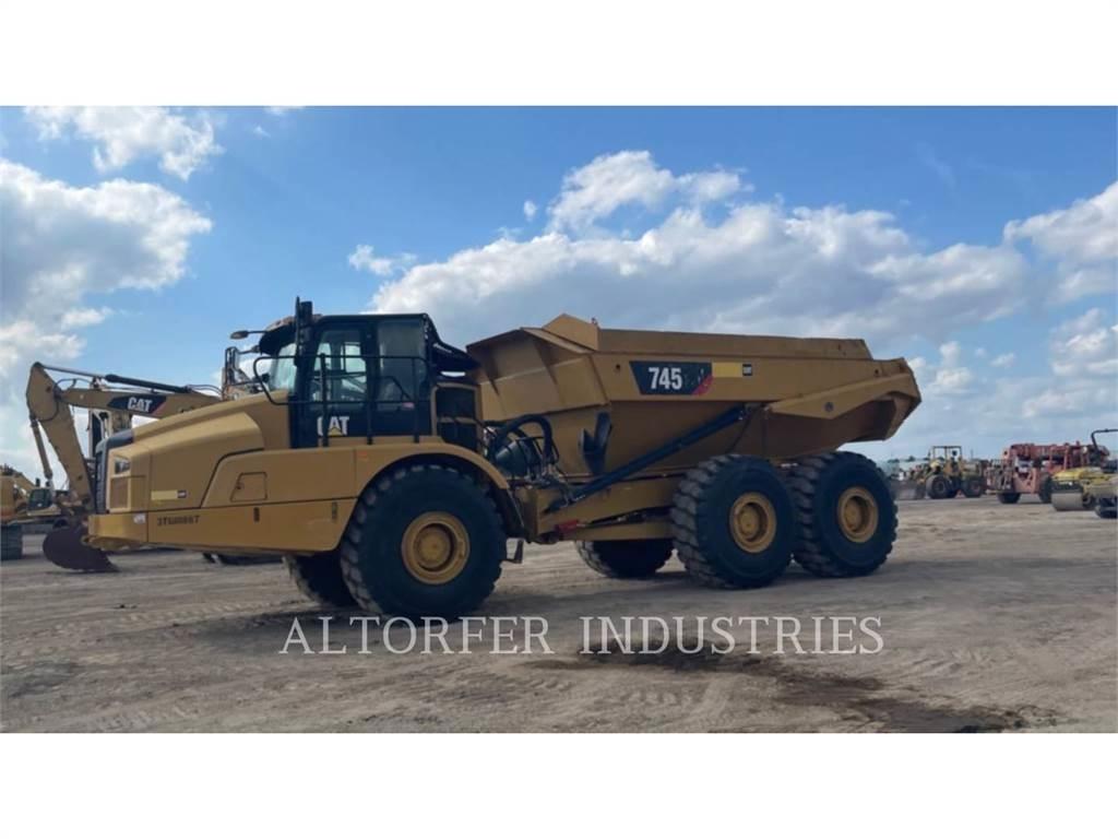 CAT 745 Belden kirma kaya kamyonu