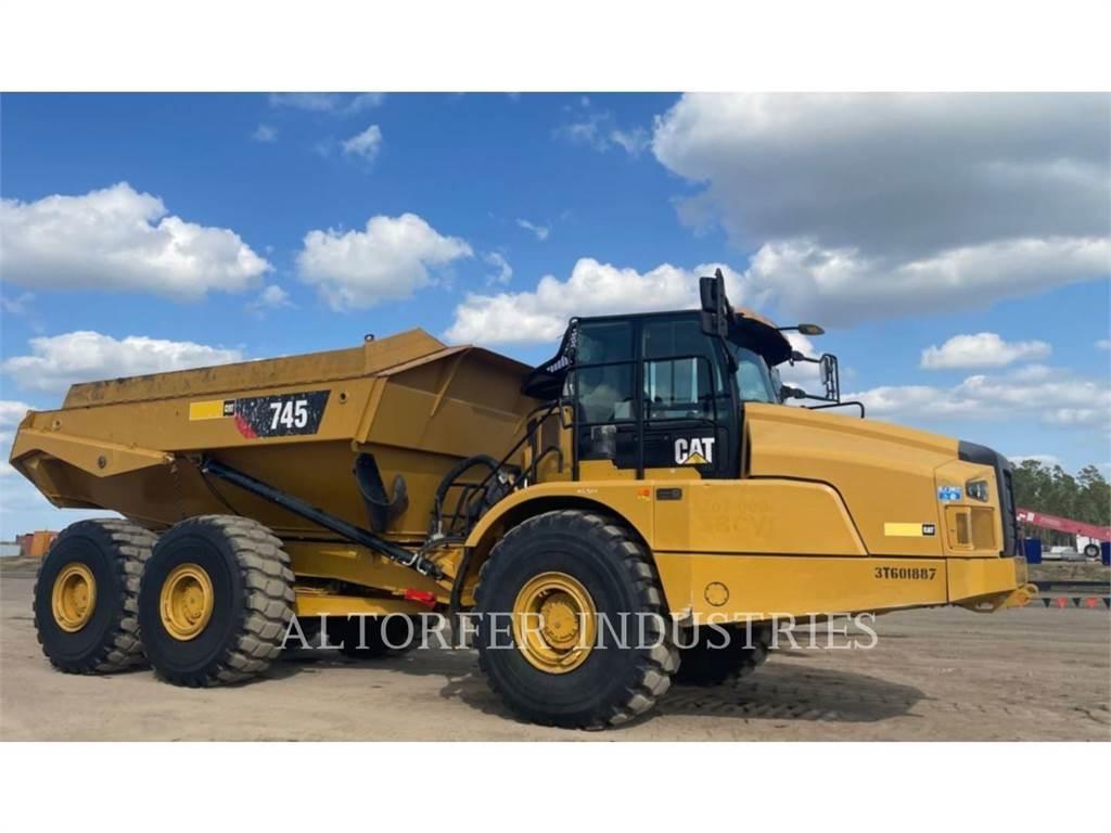 CAT 745 Belden kirma kaya kamyonu