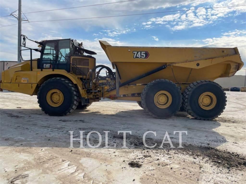 CAT 745 Belden kirma kaya kamyonu