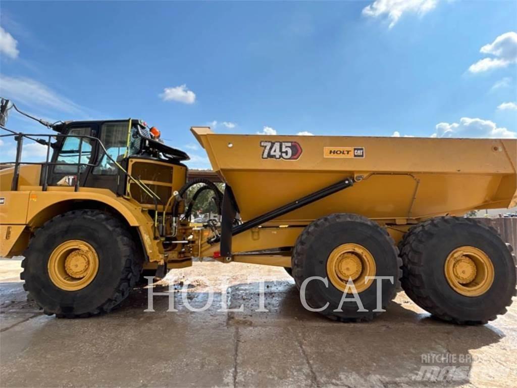 CAT 745 Belden kirma kaya kamyonu
