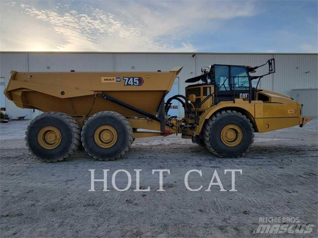 CAT 745 Belden kirma kaya kamyonu