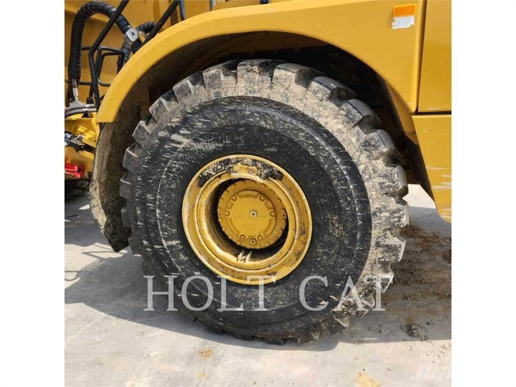 CAT 745 Belden kirma kaya kamyonu