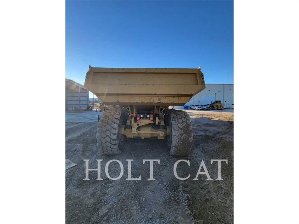 CAT 745 Belden kirma kaya kamyonu