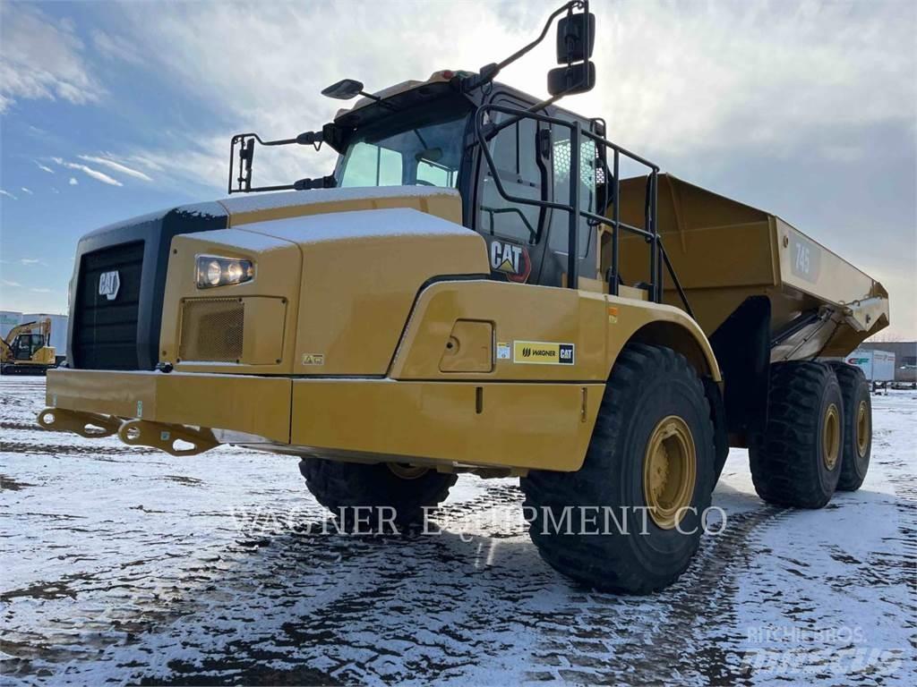CAT 745 Belden kirma kaya kamyonu