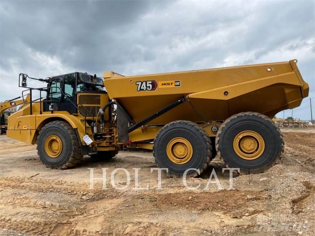 CAT 745 Belden kirma kaya kamyonu