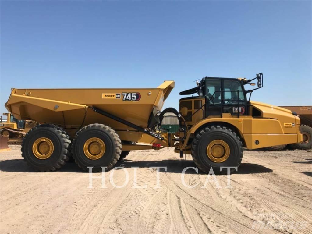 CAT 745 Belden kirma kaya kamyonu