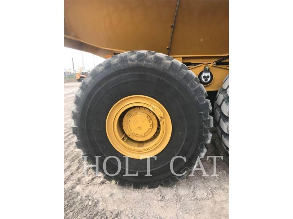 CAT 745 Belden kirma kaya kamyonu