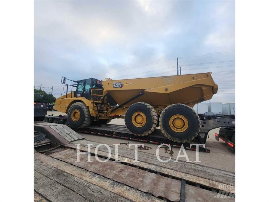 CAT 745 Belden kirma kaya kamyonu