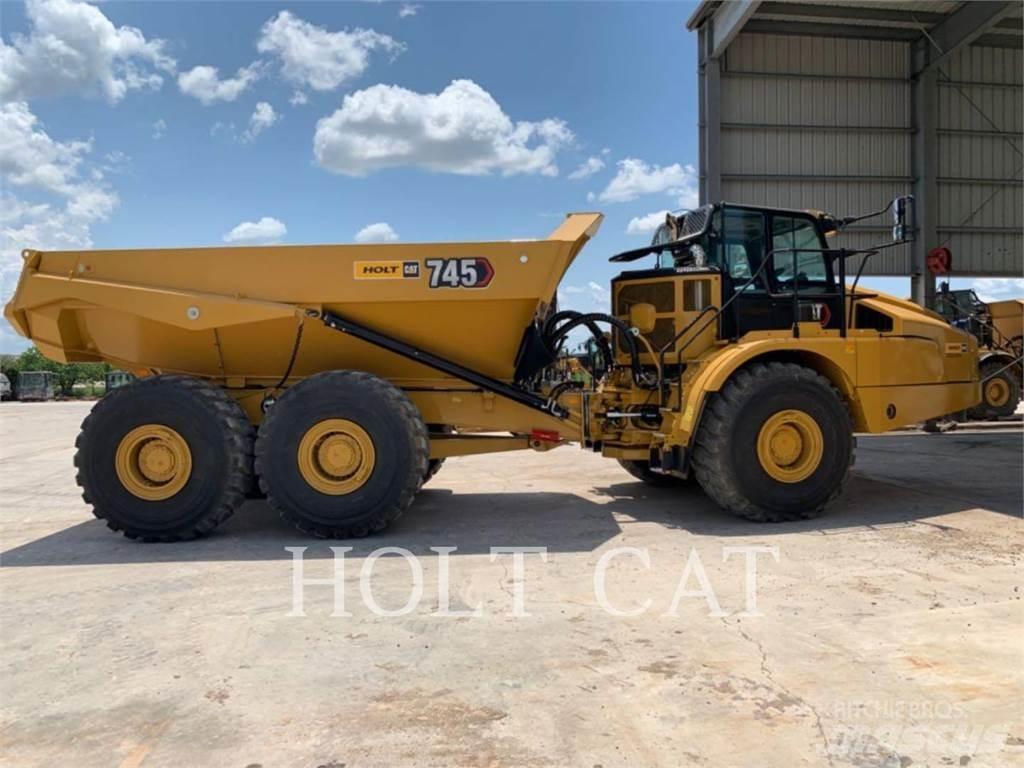 CAT 745 Belden kirma kaya kamyonu