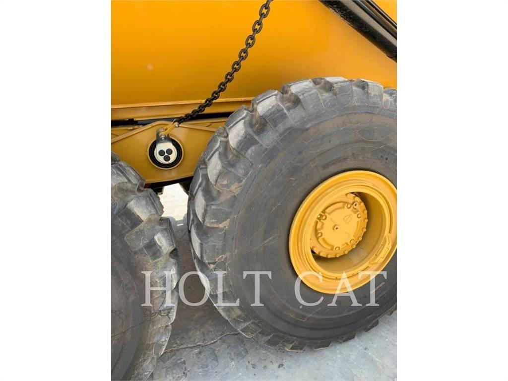 CAT 745 Belden kirma kaya kamyonu