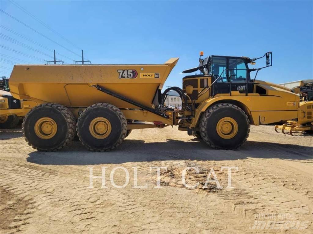 CAT 745 Belden kirma kaya kamyonu