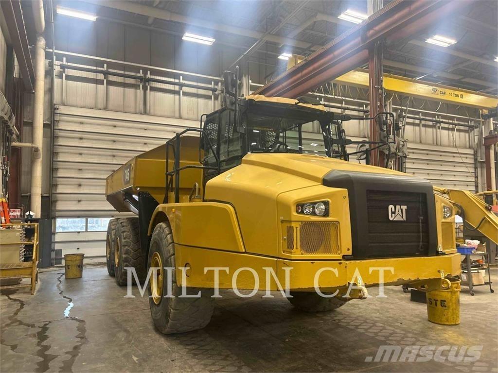 CAT 745 Belden kirma kaya kamyonu
