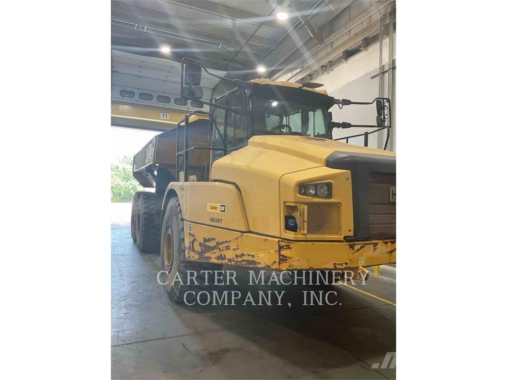 CAT 745 Belden kirma kaya kamyonu