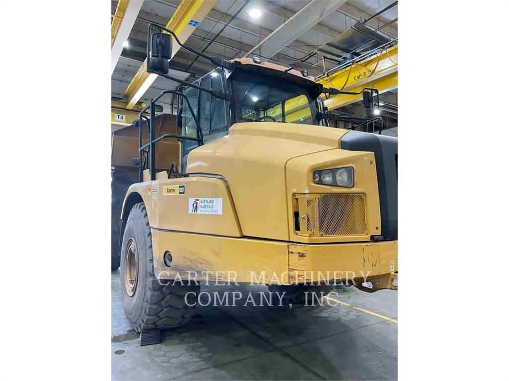 CAT 745 Belden kirma kaya kamyonu