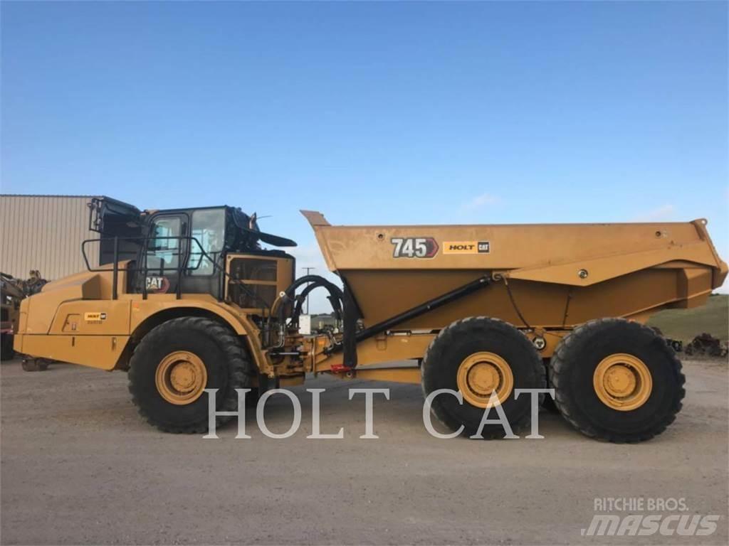 CAT 745 Belden kirma kaya kamyonu