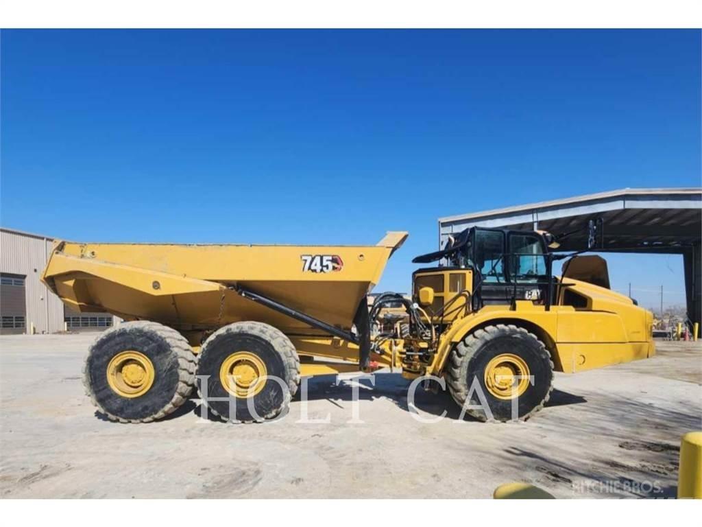 CAT 745 Belden kirma kaya kamyonu
