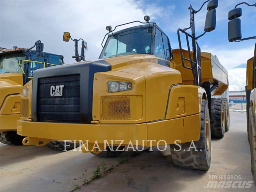 CAT 745 Belden kirma kaya kamyonu