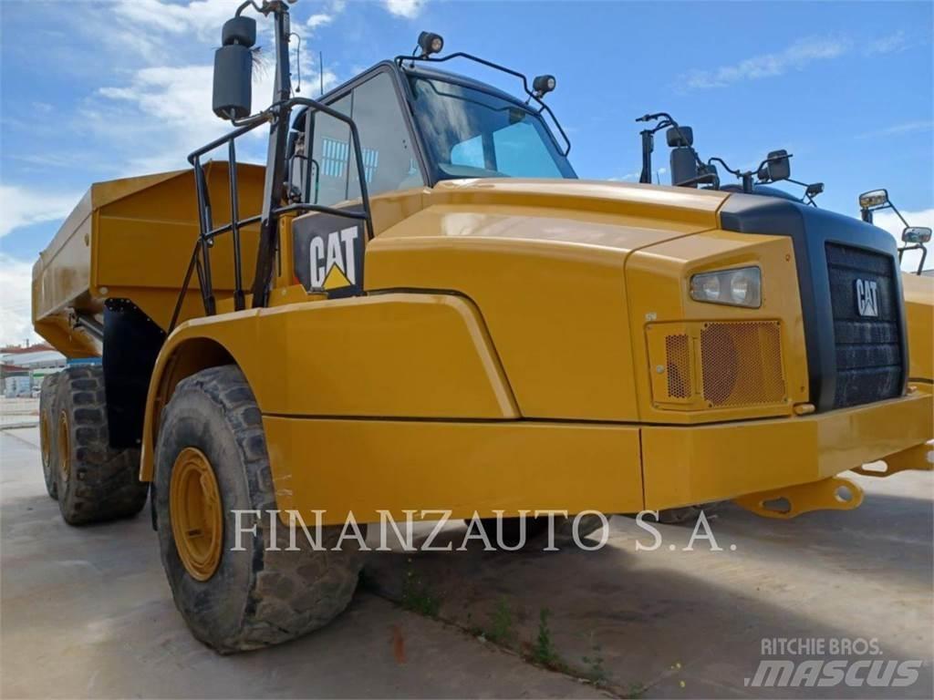 CAT 745 Belden kirma kaya kamyonu