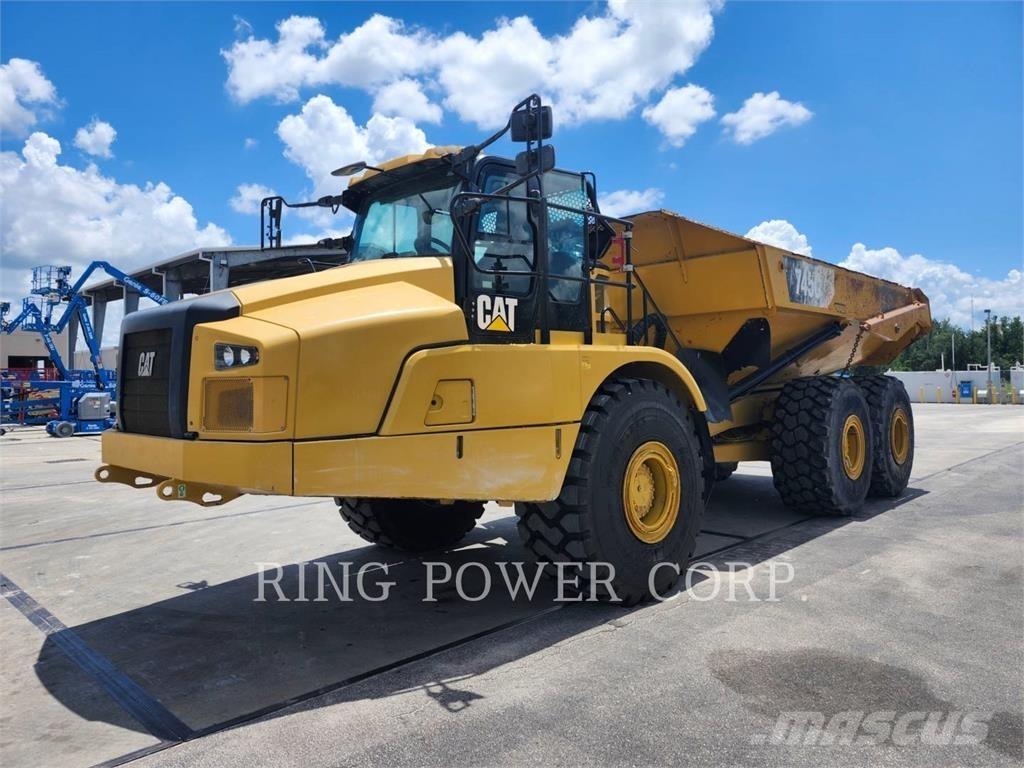 CAT 745 Belden kirma kaya kamyonu