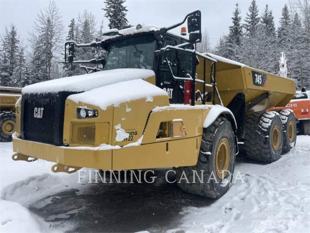 CAT 745 Belden kirma kaya kamyonu
