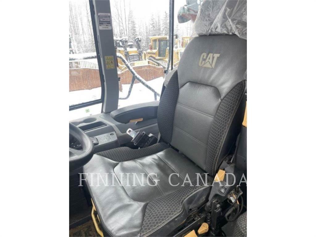 CAT 745 Belden kirma kaya kamyonu