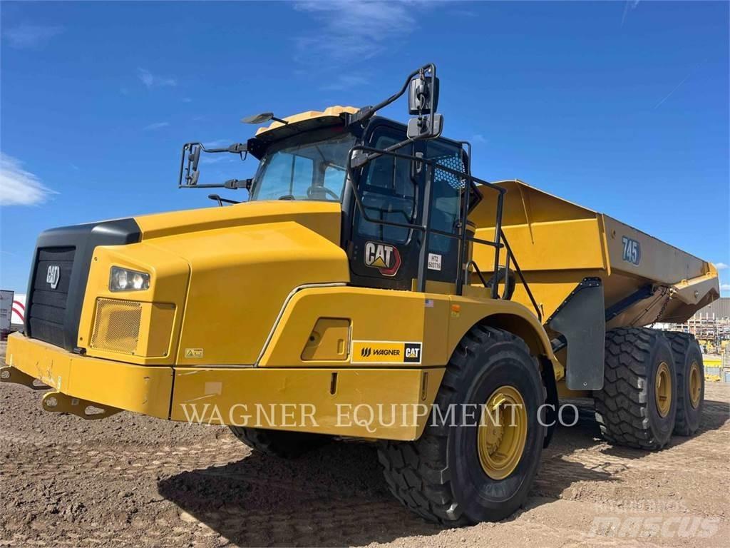 CAT 745 Belden kirma kaya kamyonu