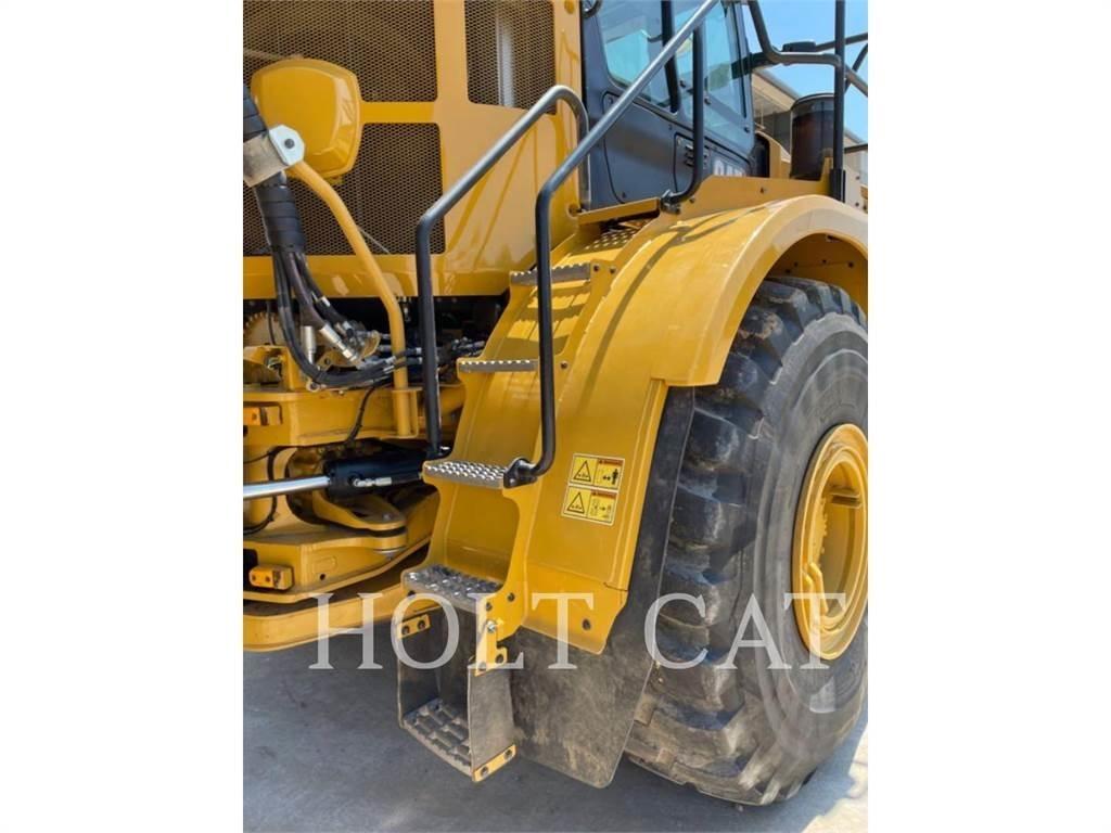 CAT 745 Belden kirma kaya kamyonu