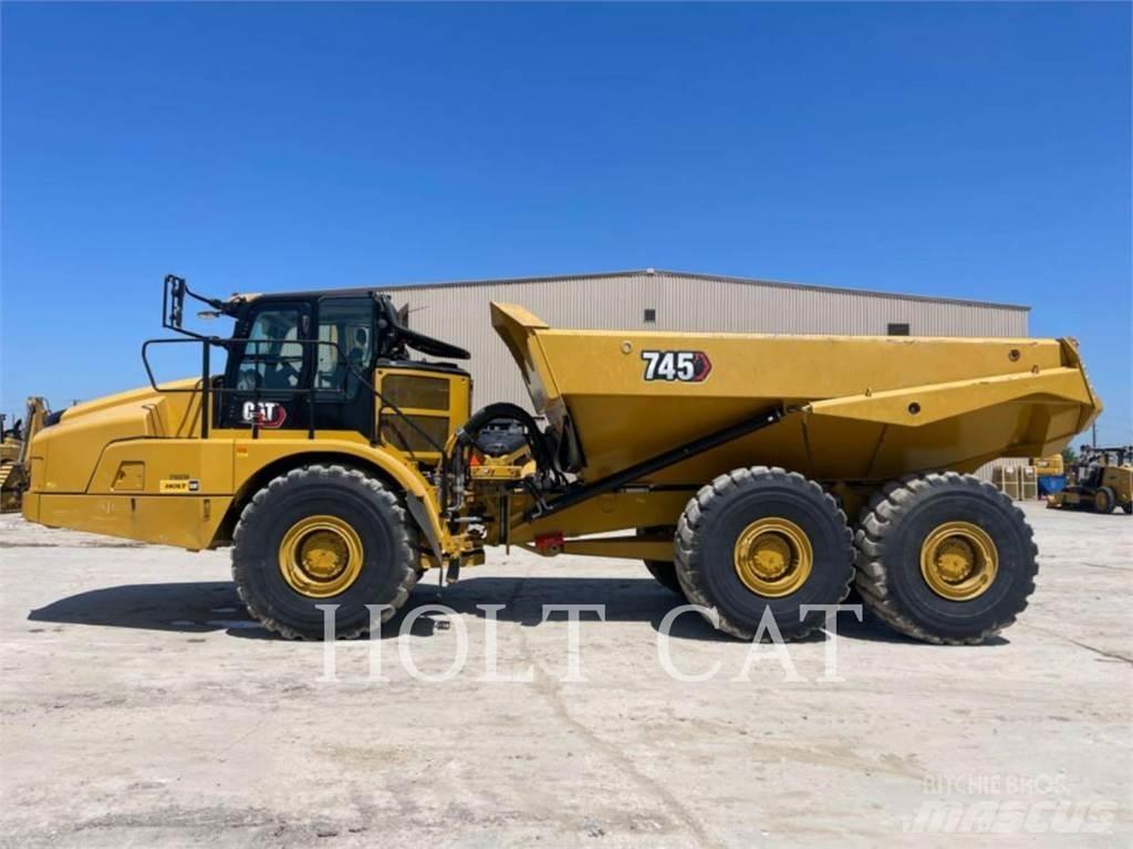 CAT 745 Belden kirma kaya kamyonu