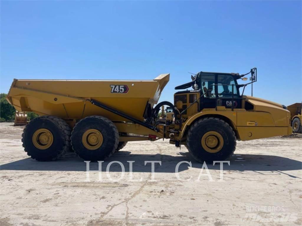 CAT 745 Belden kirma kaya kamyonu