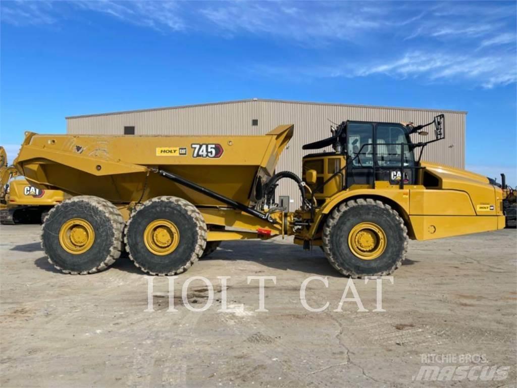 CAT 745 Belden kirma kaya kamyonu